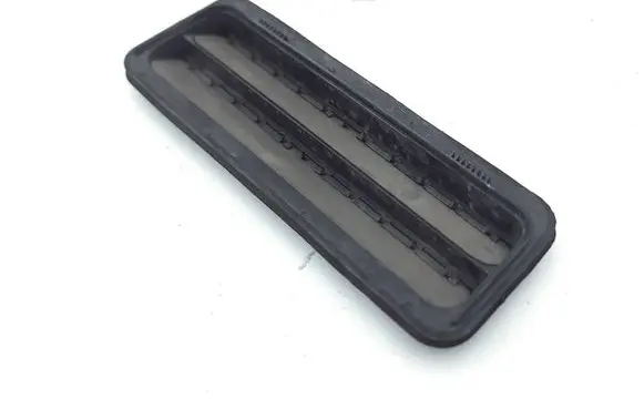 Maserati Ghibli Quarter panel pressure vent 15143604