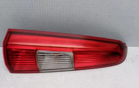 Volvo V70 Rear/tail lights 9154493ECE 9154493USA 9154493GB