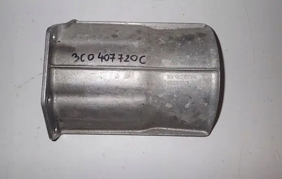 Volkswagen PASSAT B7 Other front suspension part 3C0407720C