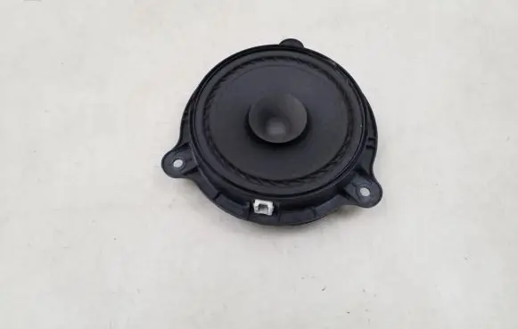Nissan X-Trail T31 Panel speaker 28156EU00A