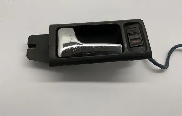 Audi A6 S6 C4 4A Front door interior handle 4A0837019C