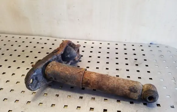 Volkswagen Transporter - Caravelle T4 Front shock absorber/damper