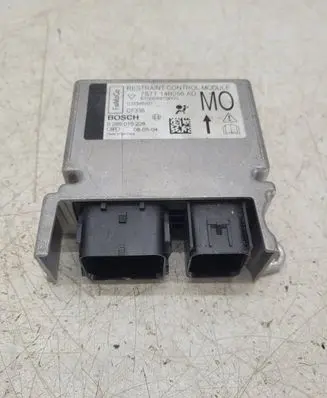 Ford Mondeo MK IV Airbag control unit/module 0285010228
