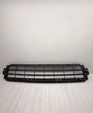 Volvo V50 Front bumper lower grill 30744911
