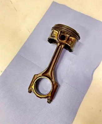BMW 3 E46 Piston with connecting rod