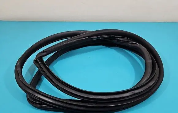 Front door rubber seal