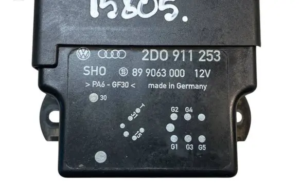 Volkswagen II LT Glow plug pre-heat relay 2D0911253