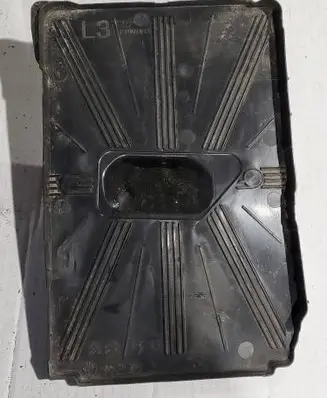 Peugeot 5008 II Battery tray 9817230480