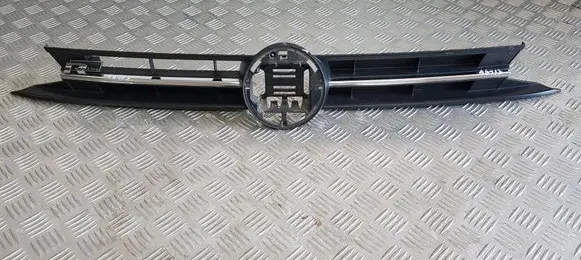 Volkswagen Polo VI Front grill 2G0853651N