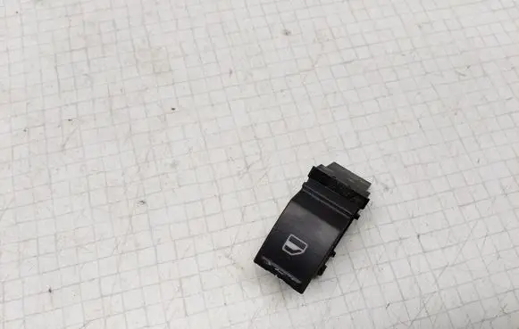 Volkswagen Golf V Electric window control switch 1F0959855