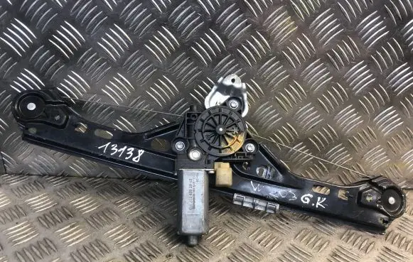 Mercedes-Benz C W203 Rear door window regulator with motor 2038202942