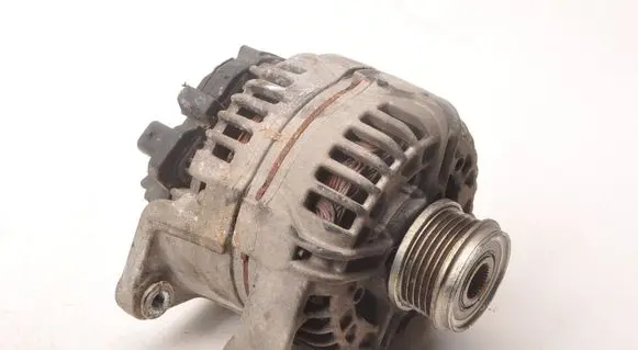 Opel Meriva B Generator/alternator 13266809