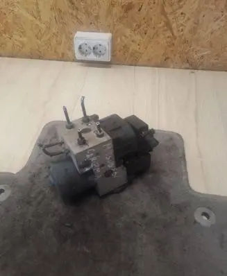 Mitsubishi Carisma ABS Pump 0265216773 MR475695