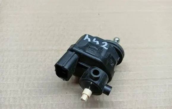 Mitsubishi Space Star Headlight level adjustment motor