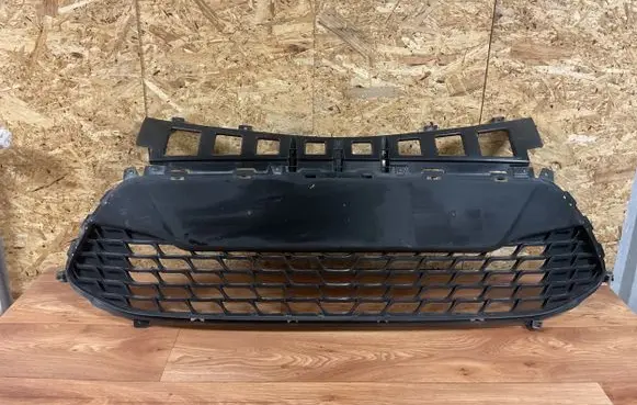 Hyundai i30 Front bumper lower grill 865612R500