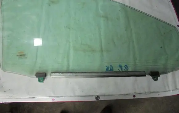Lexus RX 330 - 350 - 400H Front windscreen/windshield window 