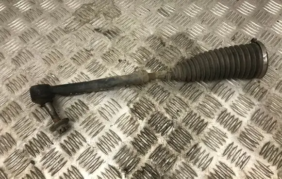 Lexus CT 200H Steering tie rod 