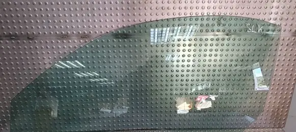 Mercedes-Benz SLK R172 Front door window/glass (coupe) 
