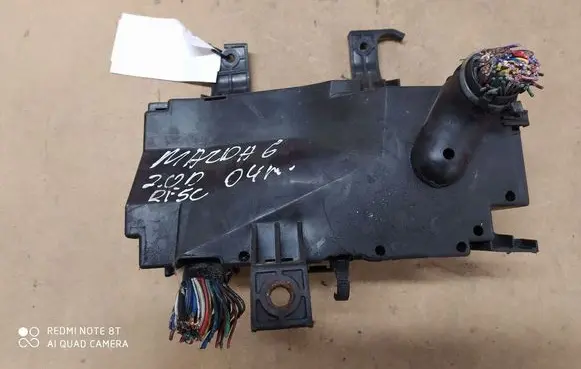 Mazda 6 Fuse module