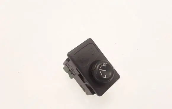 Nissan Primera Wing mirror switch