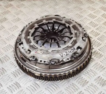 Nissan Qashqai Clutch set kit 301013644R 302059210R