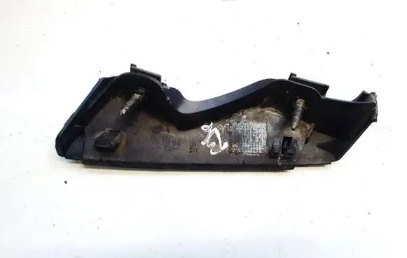 Volkswagen PASSAT B6 Front bumper mounting bracket 3c0807505