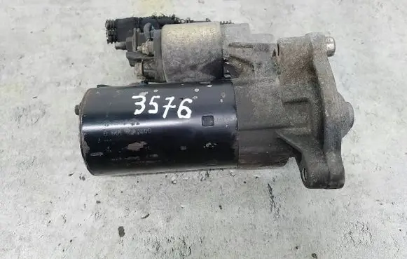 Peugeot 407 Starter motor 0001108400BOSCH
