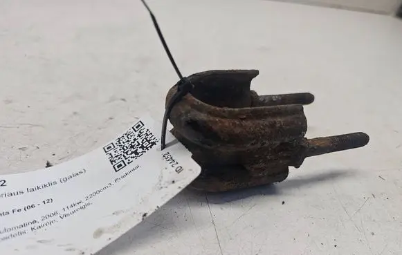 Hyundai Santa Fe Sway bar bush bracket, rear 