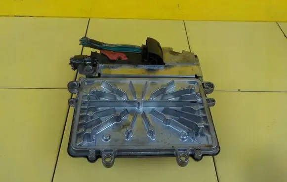 Ford Kuga I Engine control unit/module 9V4N12A650AE HYDB