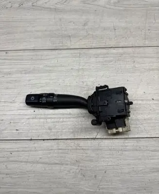 Toyota Corolla Verso AR10 Indicator stalk 173650