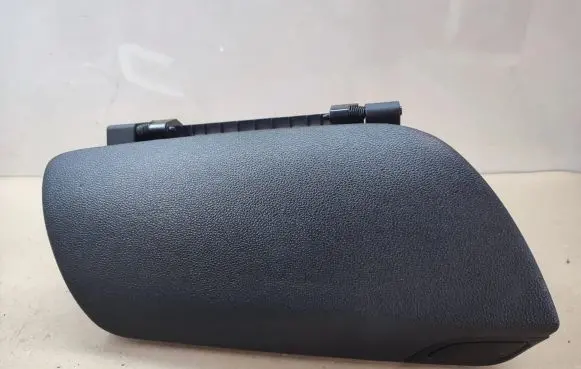 Opel Mokka Glove box
