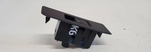 Toyota Verso Electric window control switch 742720F010 GPKD4320RC 93C00970