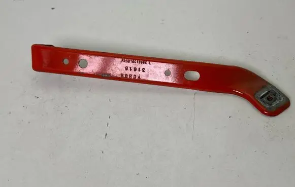 Ford Mustang VI Fender mounting bracket FR3B16C199BC