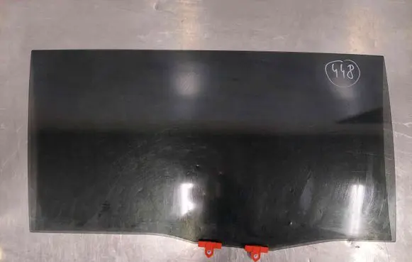 Toyota Sienna XL40 IV Rear door window glass M518