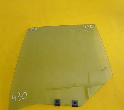 Renault Clio II Rear door window glass