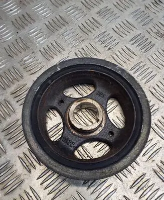 Toyota Avensis T270 Crankshaft pulley