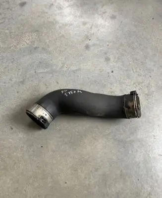 Intercooler hose/pipe