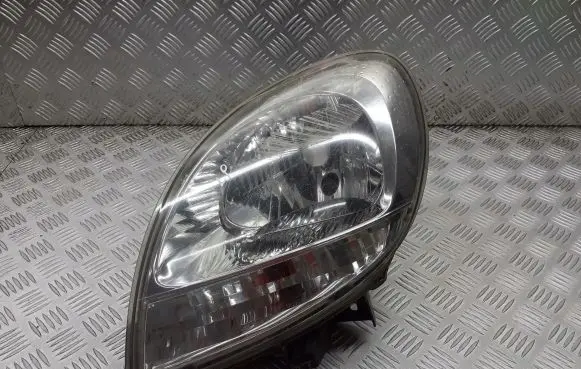 Renault Kangoo I Headlight/headlamp 8200236590