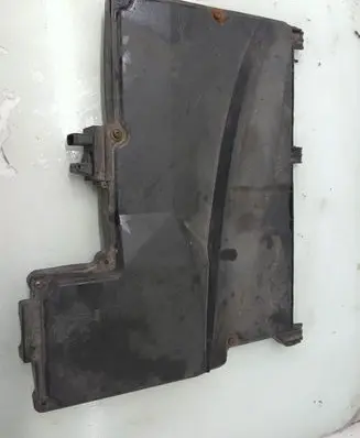 Audi A8 S8 D2 4D Fuse box cover 4D1937128