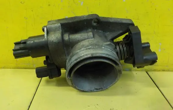 Jeep Cherokee III KJ Throttle body valve 53030840 17SP50
