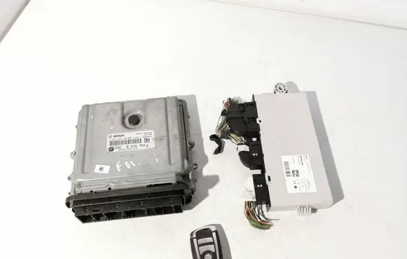 Engine ECU kit and lock set