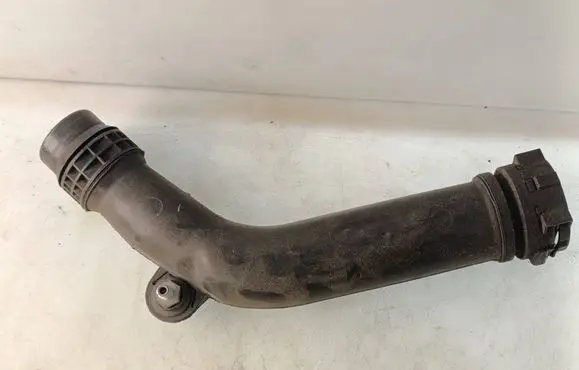 Intercooler hose/pipe