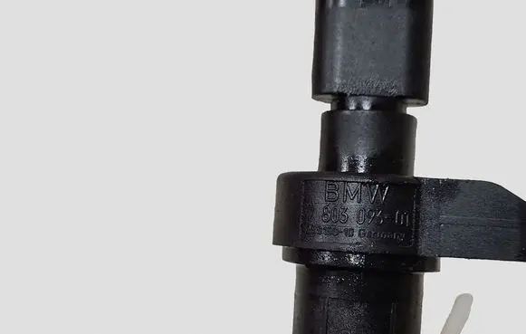 BMW 5 F10 F11 Crankshaft position sensor 780309301