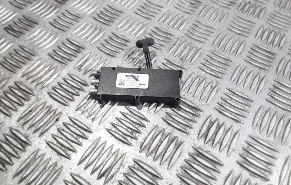 Antenna control unit