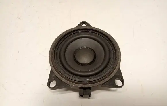 Volvo XC60 Front door high frequency speaker 31489045 17W52 AD7XJ7YD28A