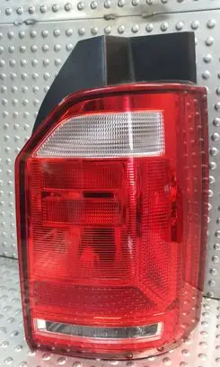 Volkswagen Transporter - Caravelle T6 Tailgate rear/tail lights 7E0945096R
