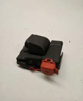 BMW 7 G11 G12 Other engine bay part 9358011