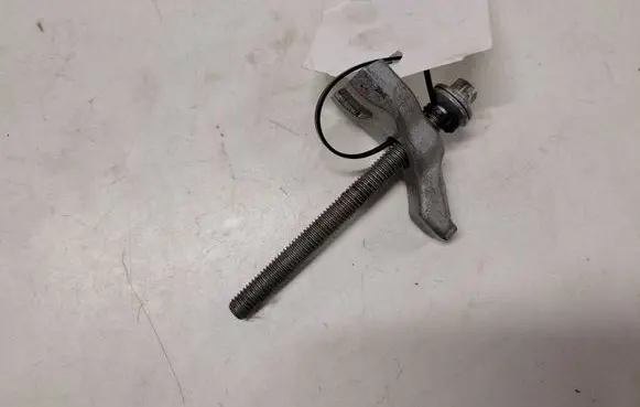 BMW X6 E71 Fuel Injector clamp holder