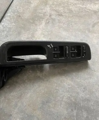 Volkswagen PASSAT CC Electric window control switch 13099480