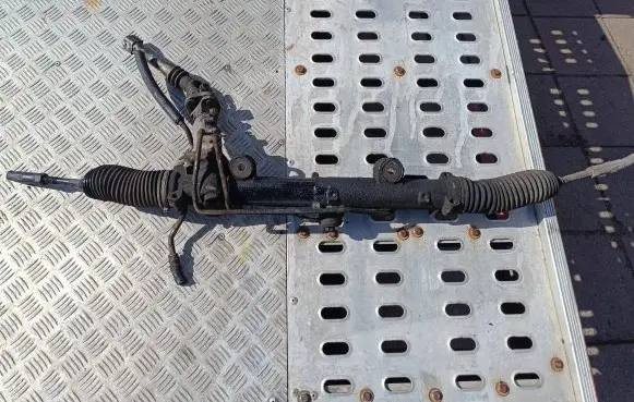 Mercedes-Benz C AMG W202 Steering rack